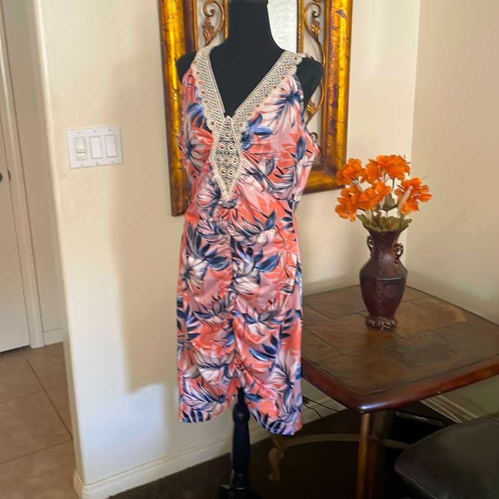 Cute dress!!! ❤️ Brand new!